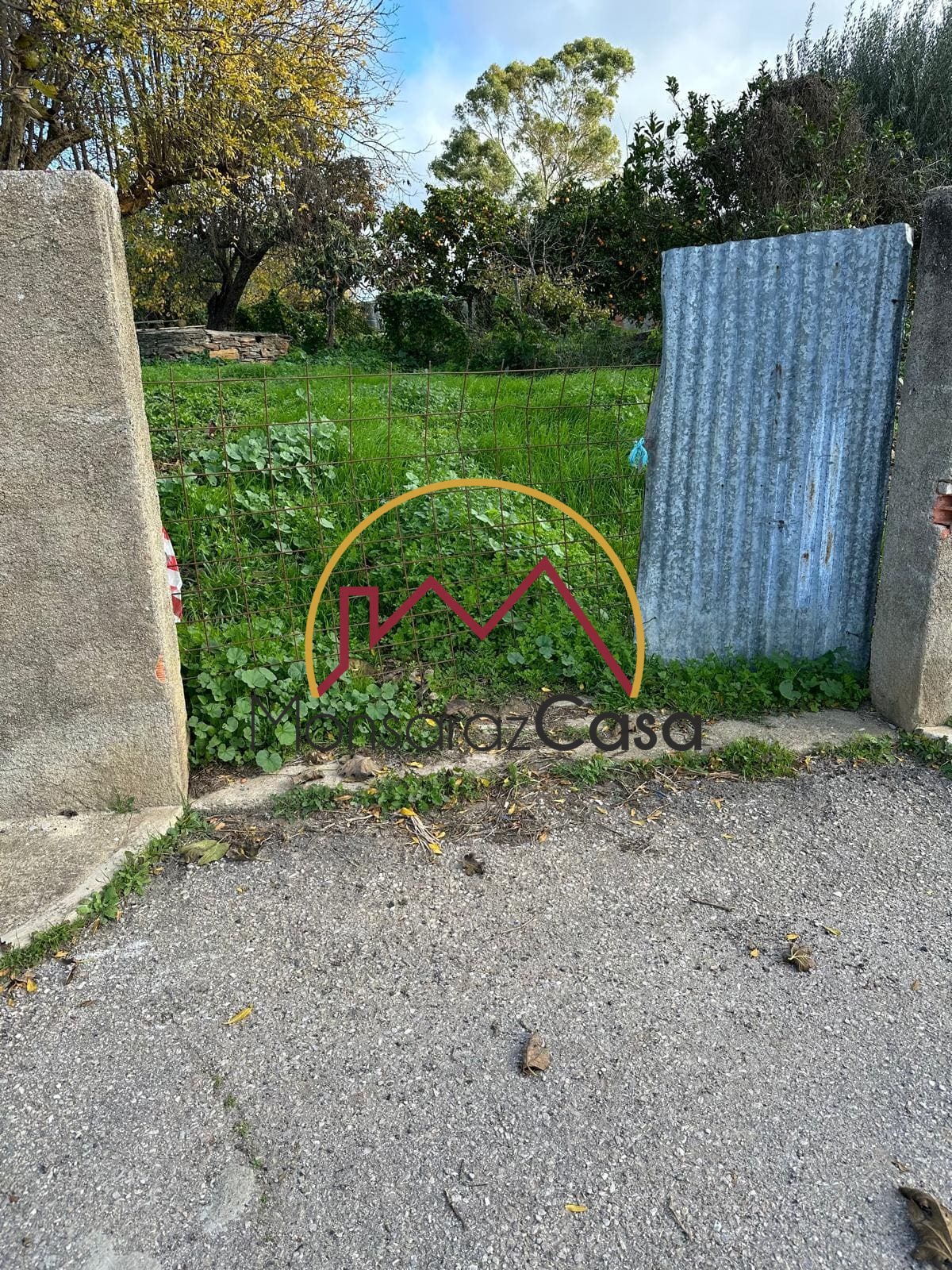 Terreno para construção em Motrinos