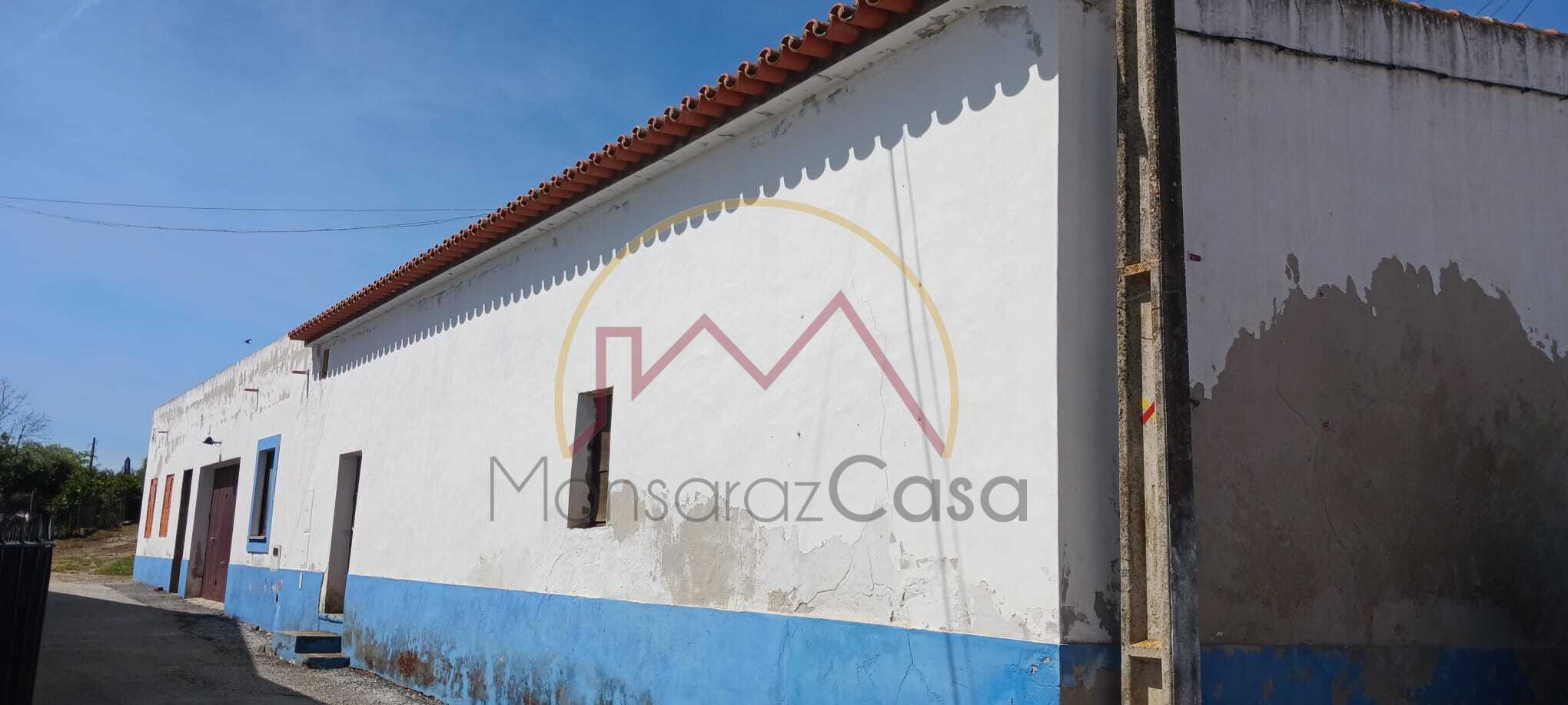 Moradia para Remodelação com Vista para o Castelo de Monsaraz – Telheiro