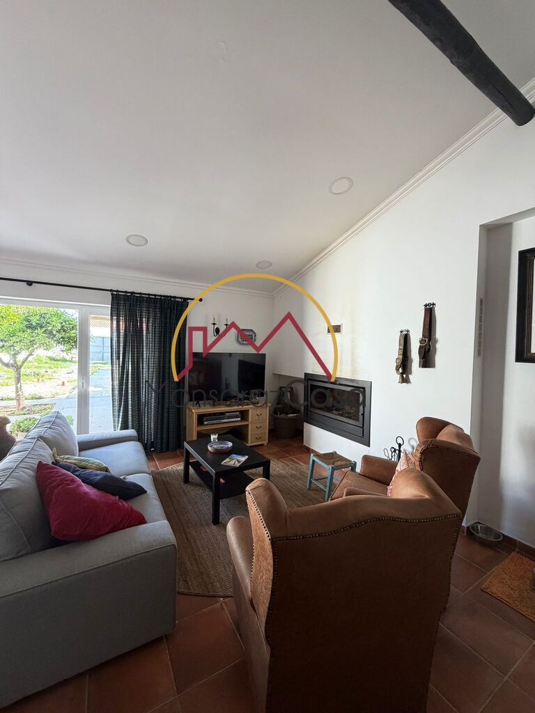 Moradia T3 em Montoito com Piscina